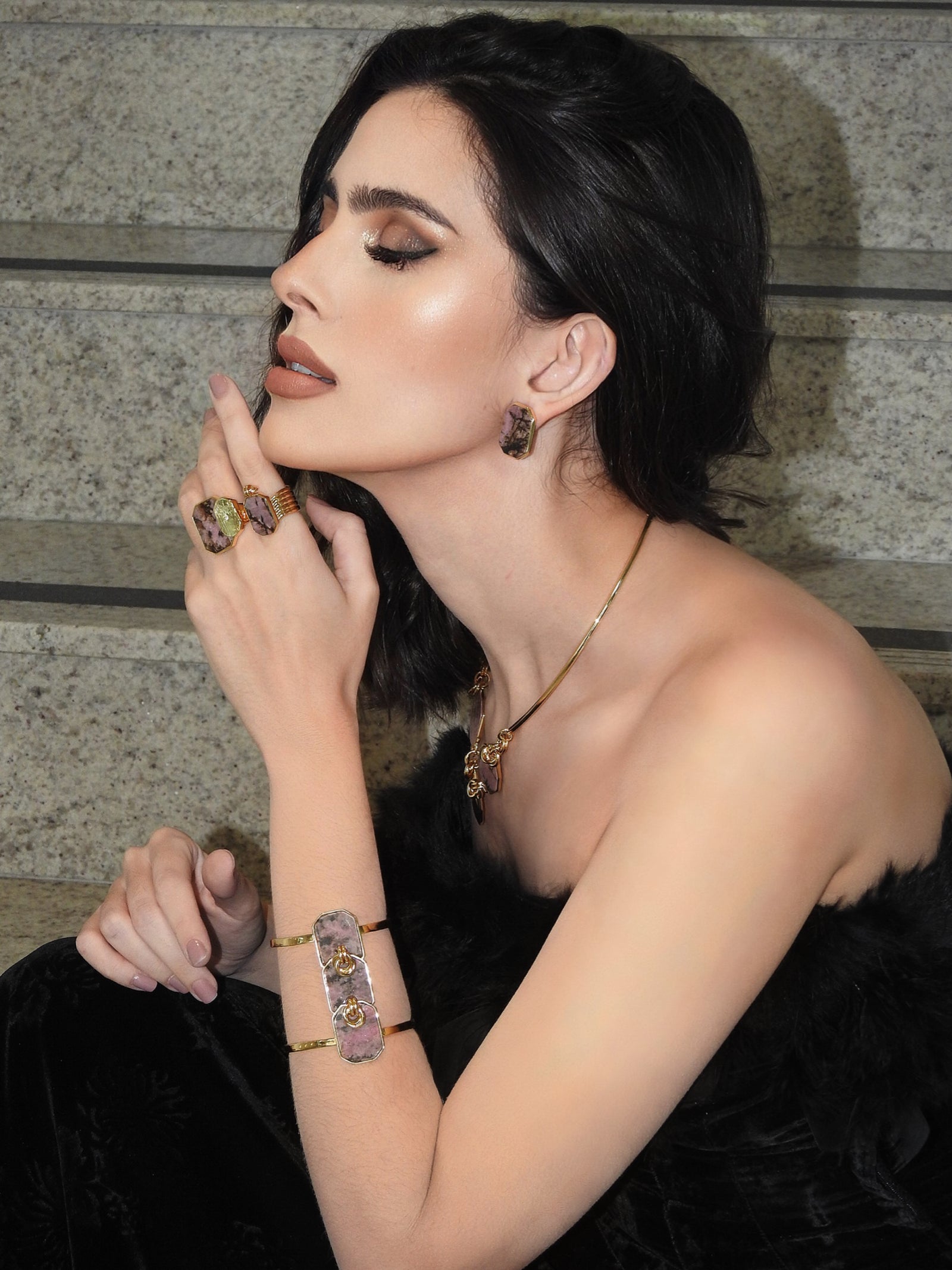 Icon Classic Rhodonite Ring