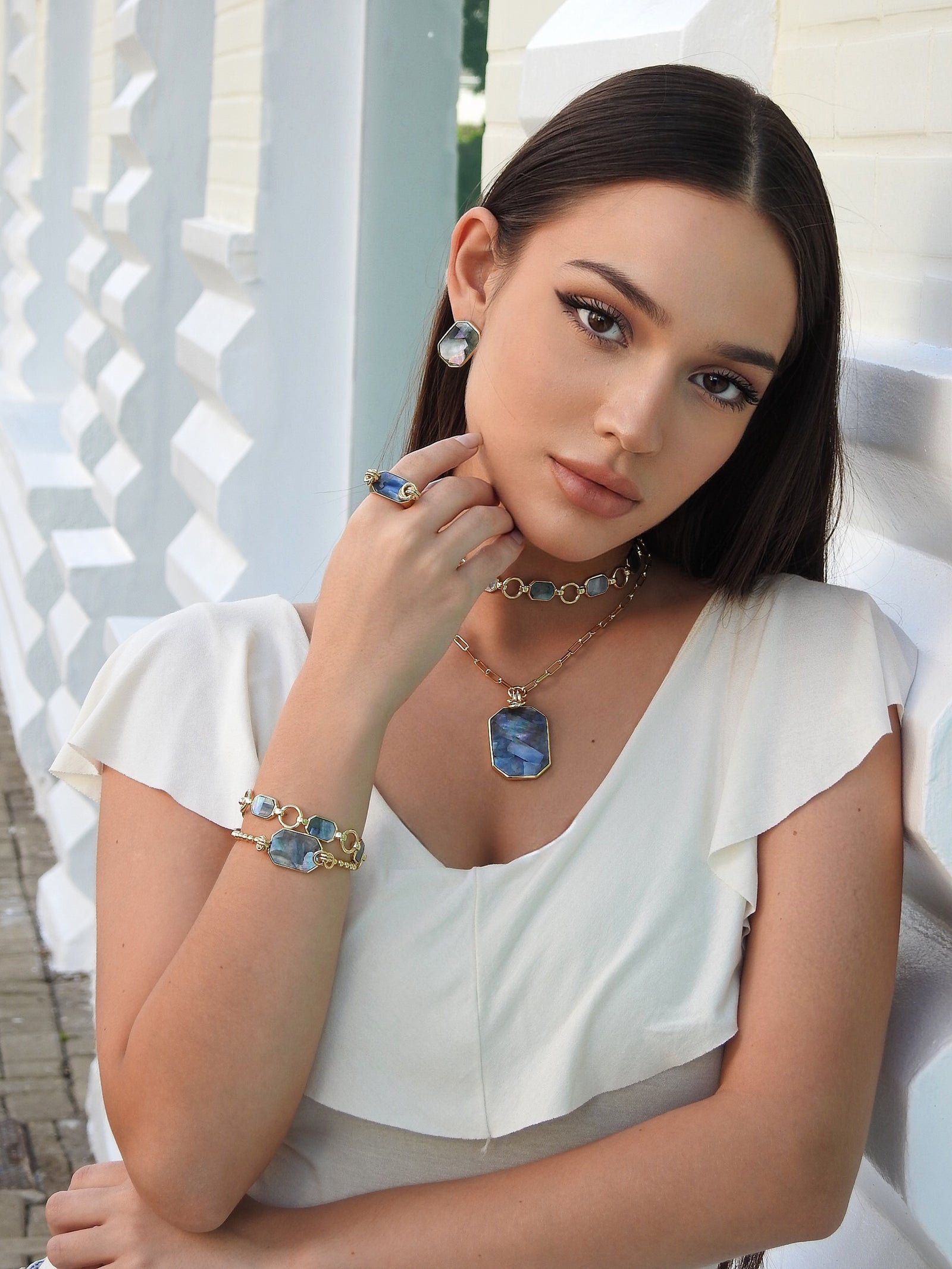 Icon Link Black Mother of Pearl Necklace