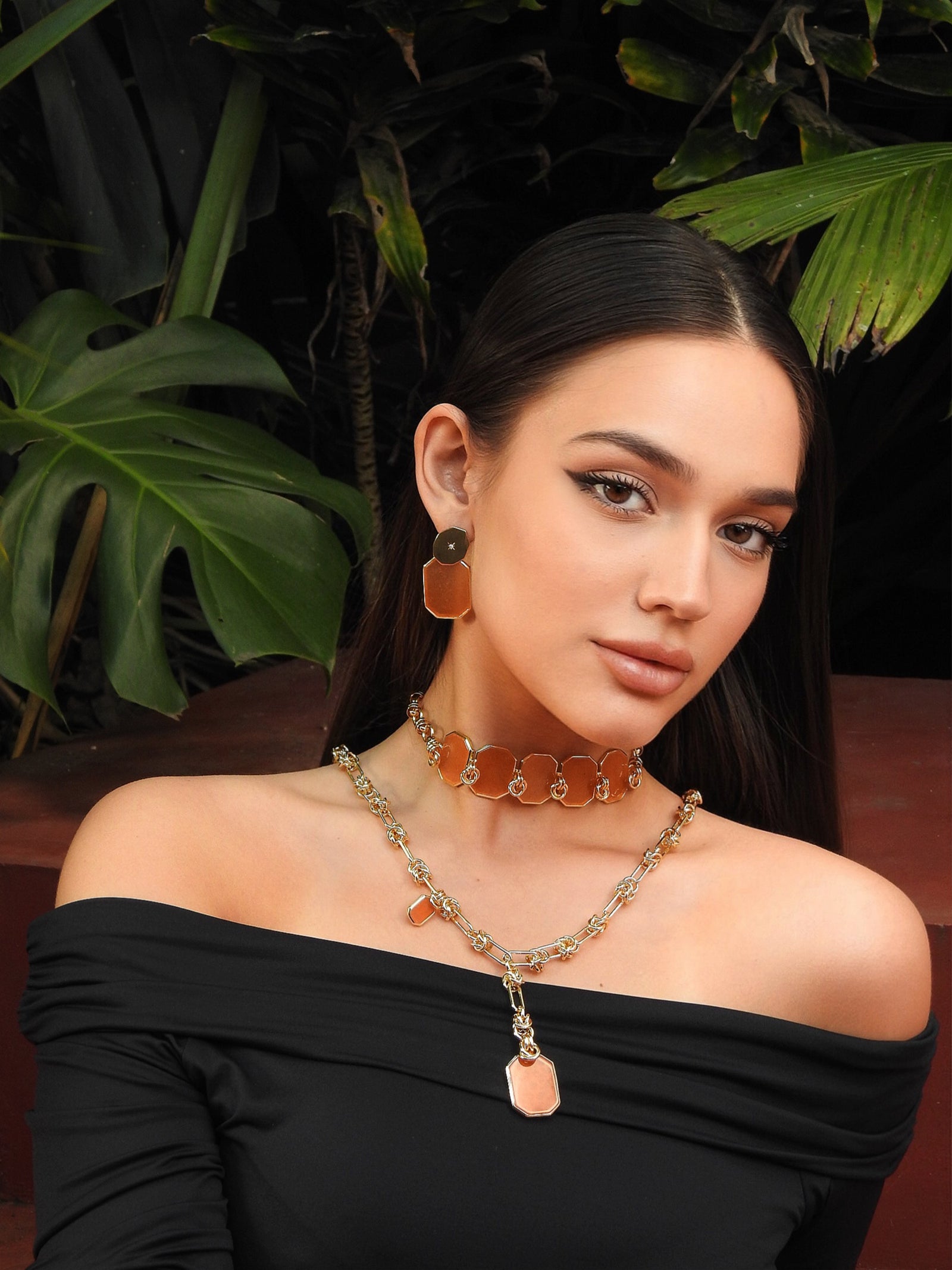 Icon Knot Peach Calcite Choker