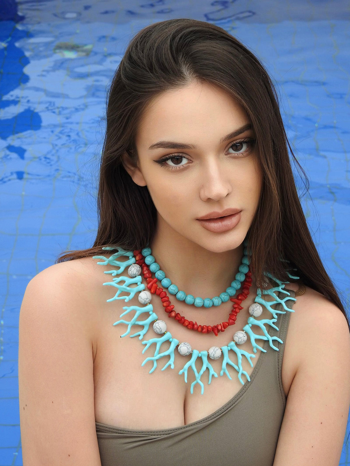 Kaia Triple Necklace - White Howlite and Pebbles