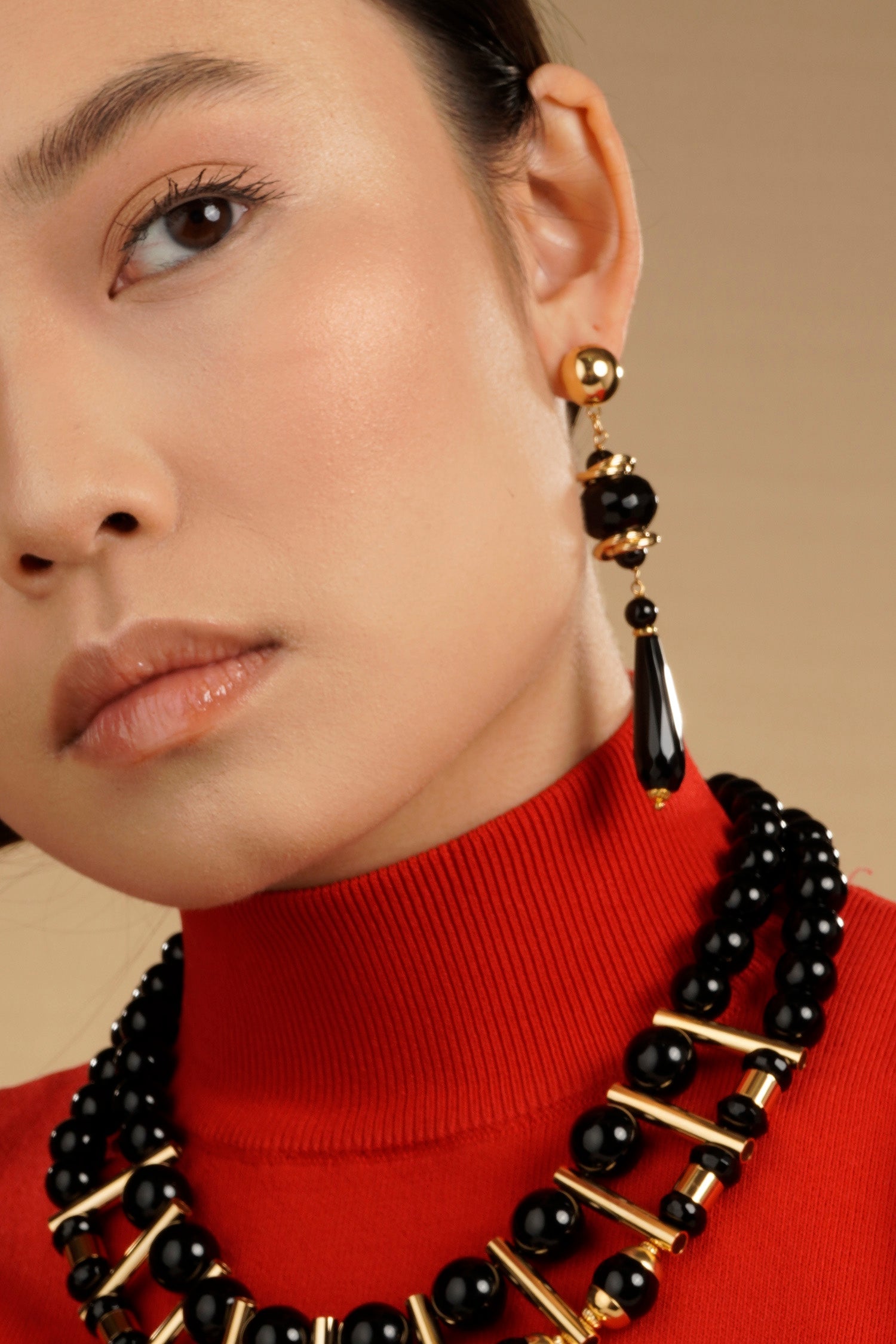 Taj Mahal Medium Earring - Black