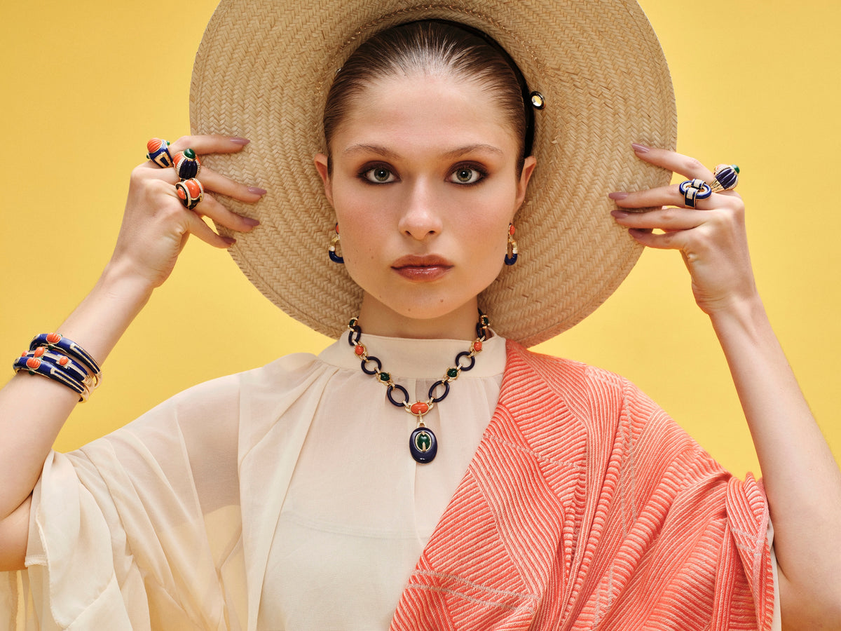 Andean Gold Ring Black