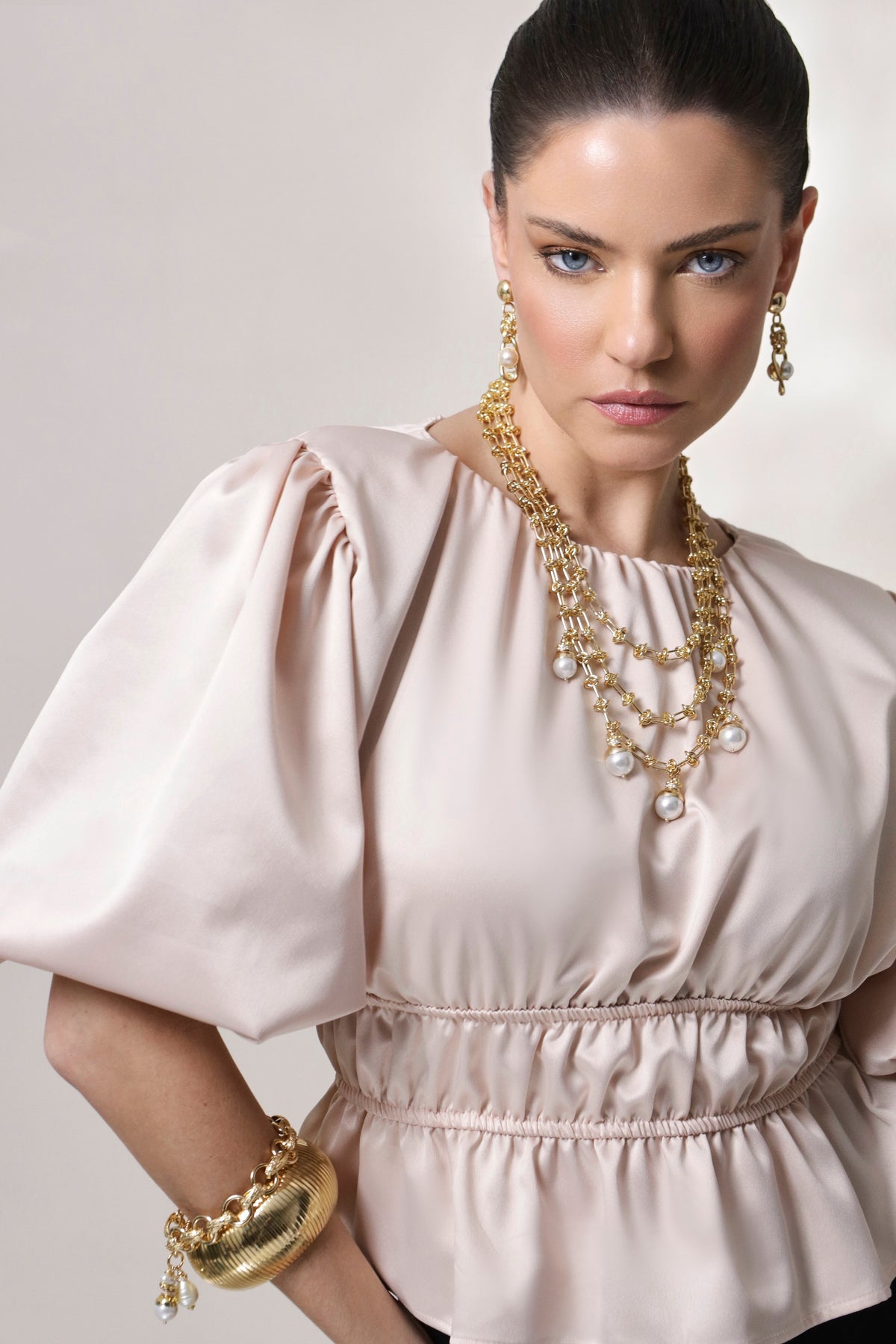 Intra Necklace Pearls
