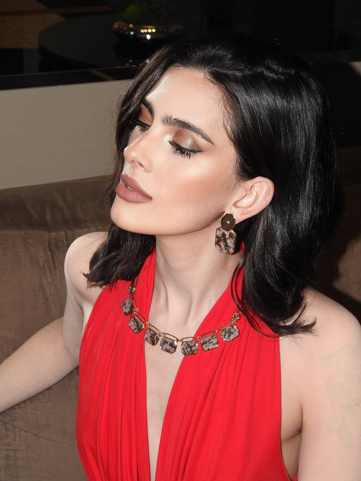 Icon Seven Stones Link Rhodonite Necklace