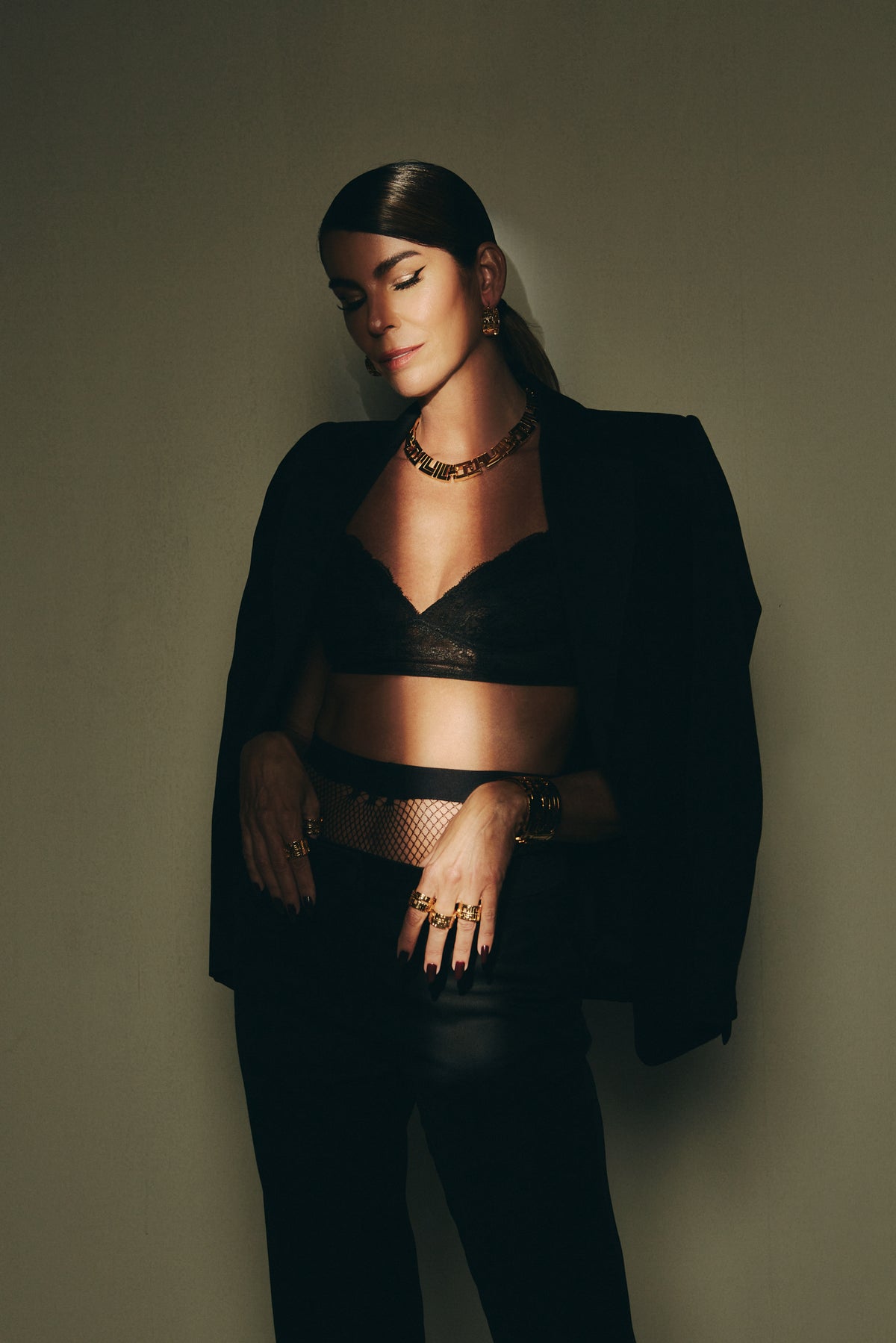 Labyrinth Hoop - Gold