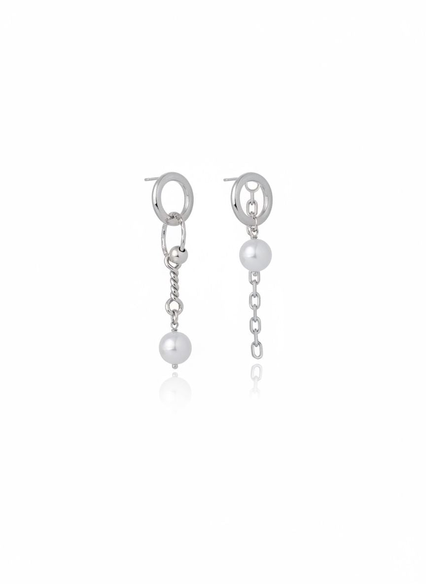 Lea Pearl Earrings Rhodium Plated