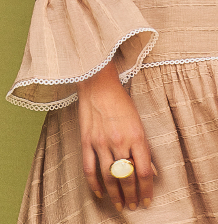 Maldives Ring - Black Mother of Pearl