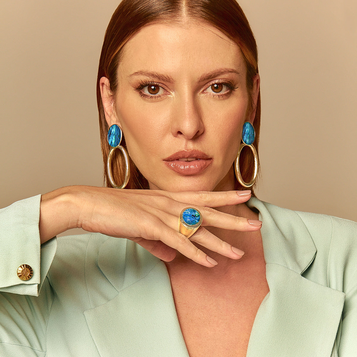 Oval Knocker Earring - Black Mother of Pearl