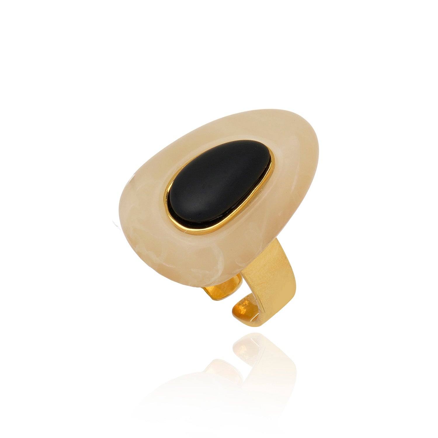 Resin Drop Ring Sand & Black