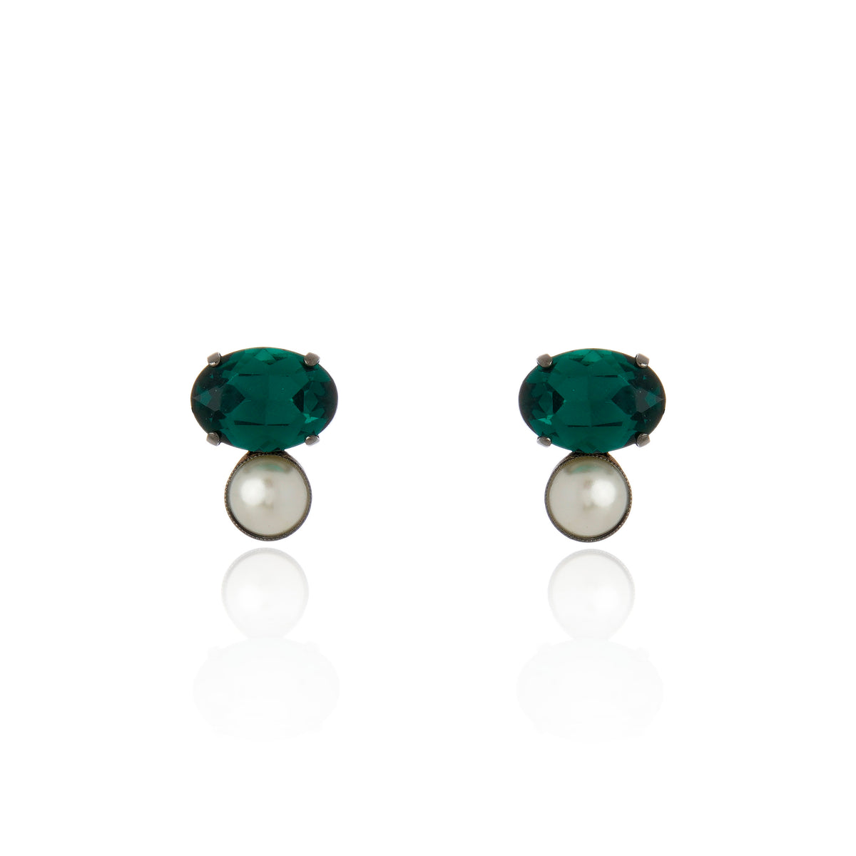Treasure Stud Emerald Black
