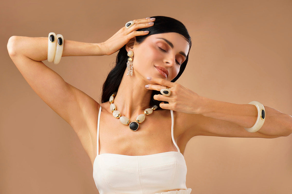 Resin Drop Bangle - Sand and Black